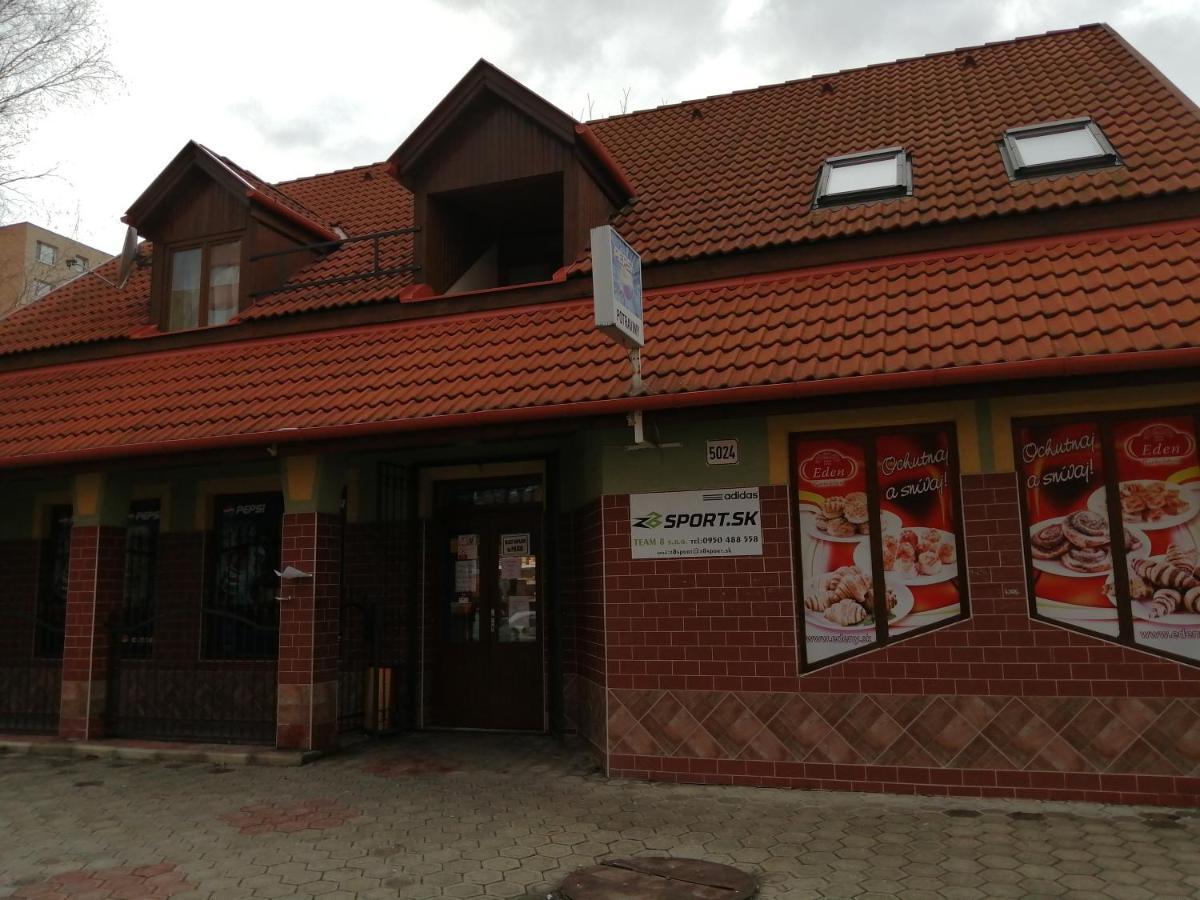 Ubytovanie Emily Dunajská Streda Buitenkant foto